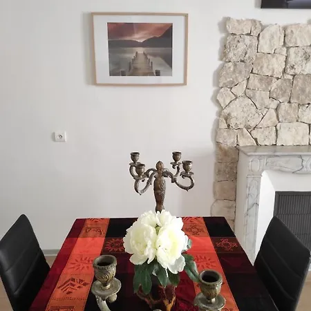 5 Min To Sea Francaise Old Town Apartament *