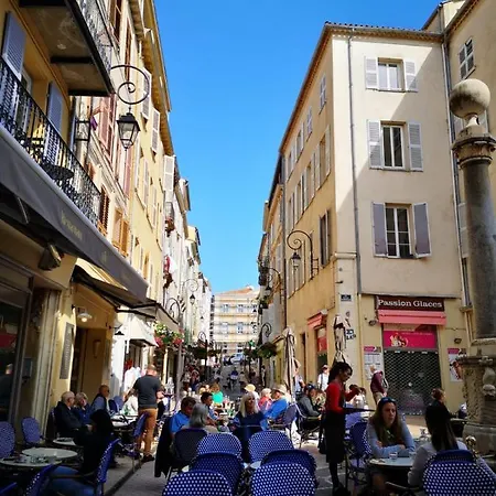 Appartamento 5 Min To Sea Francaise Old Town