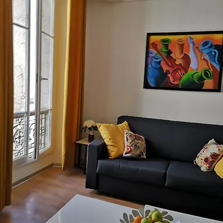 5 Min To Sea Francaise Old Town Appartamento *